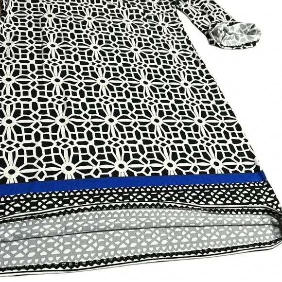 Tacera dress  ,Med ,midi , shift,
geometric ,trim , - Picture 11 of 13